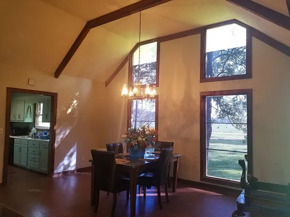 215 Lockett Station Rd, Albany, GA 31721