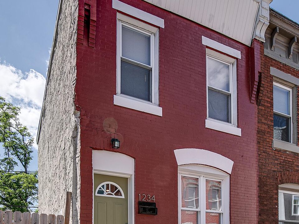 1st image of 1234 N Myrtlewood St