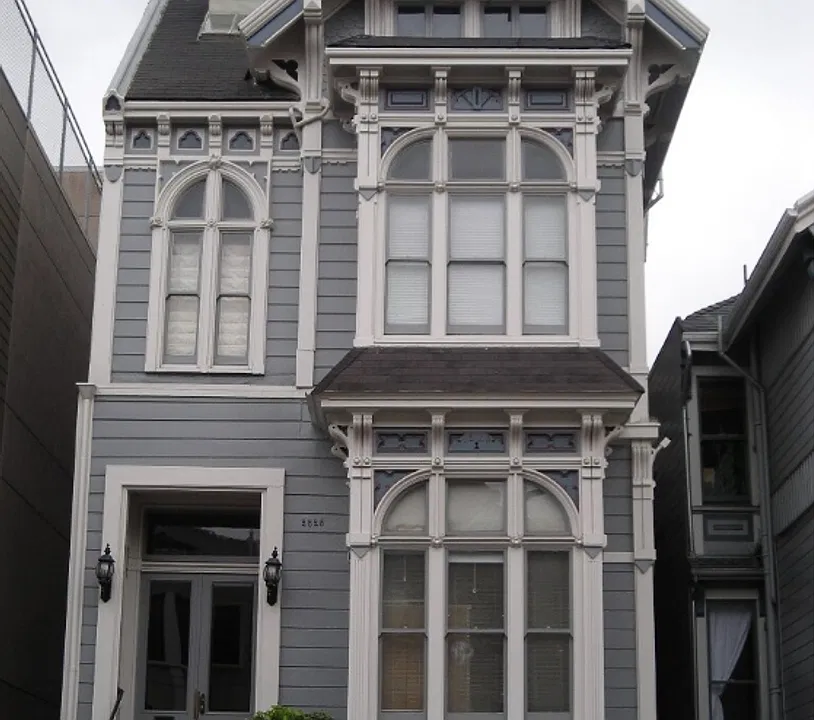 2525 Fillmore St