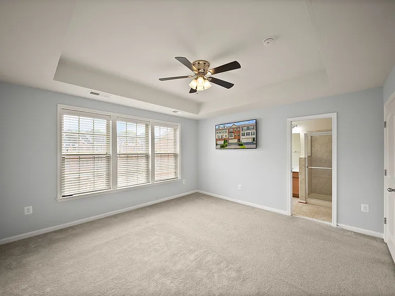 1439 Occoquan Heights Ct — Photo 25