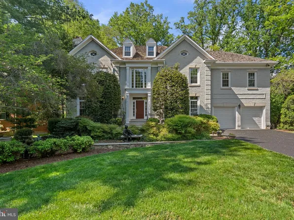 7012 Fawn Trail Ct, Bethesda, MD 20817