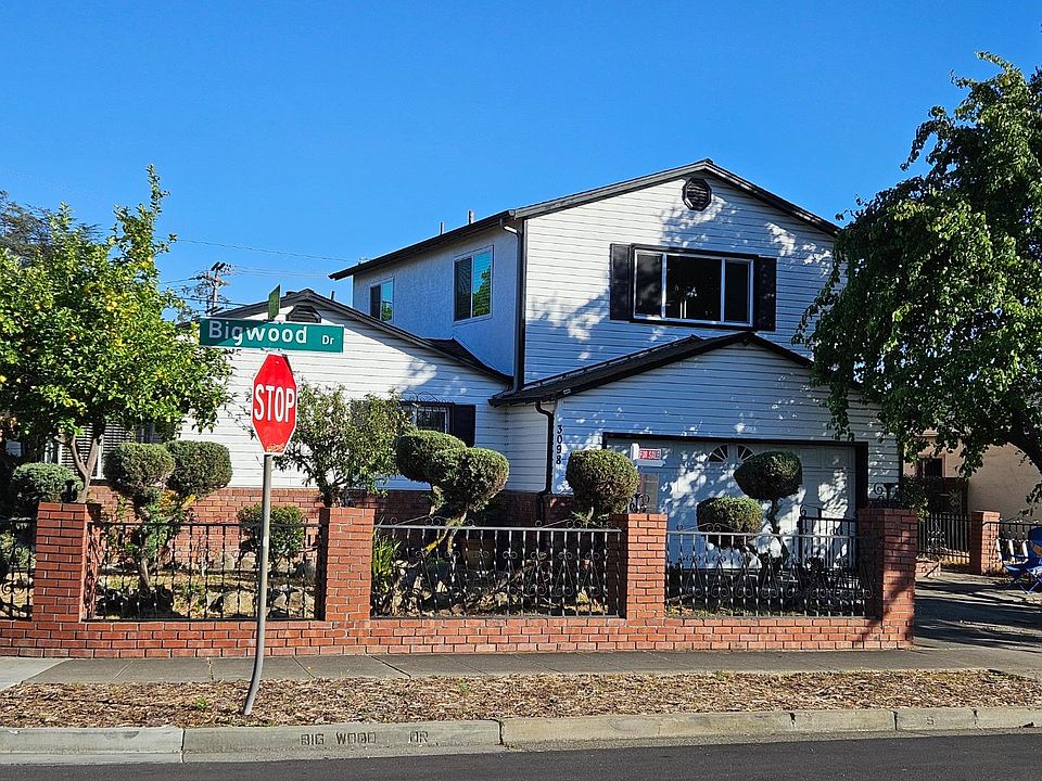 1st image of 3098 Bigwood Dr