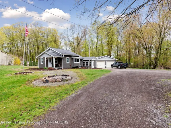 3318 W Howell Rd, Mason, MI 48854