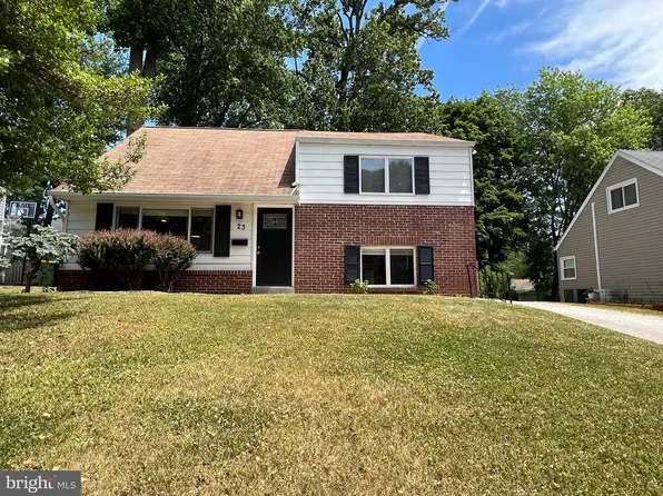 23 Greentree Ln, Malvern, PA 19355