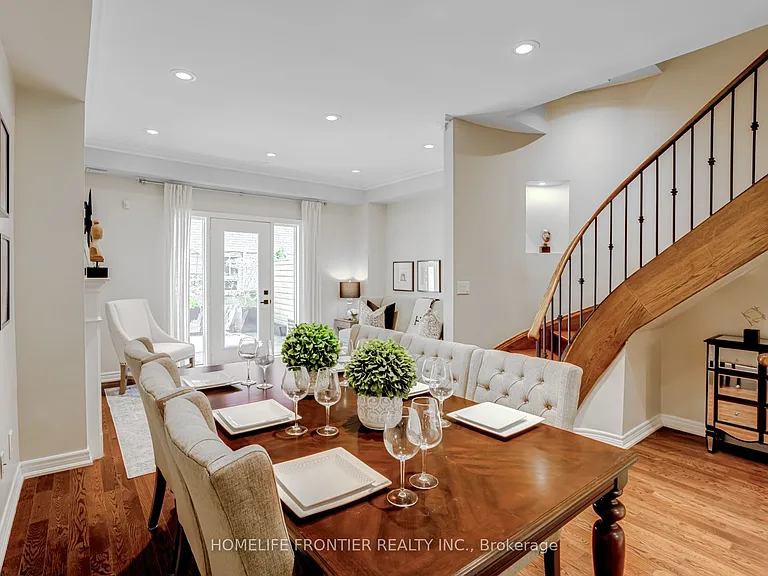 22 Balmoral Ave #4 — Photo 17