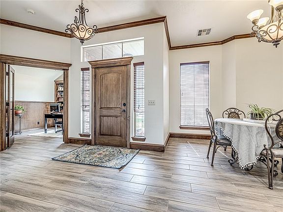 5th image of 17204 Hardwood Pl