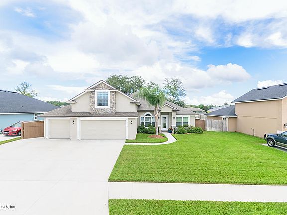 3rd image of 3224 Blanco Ln