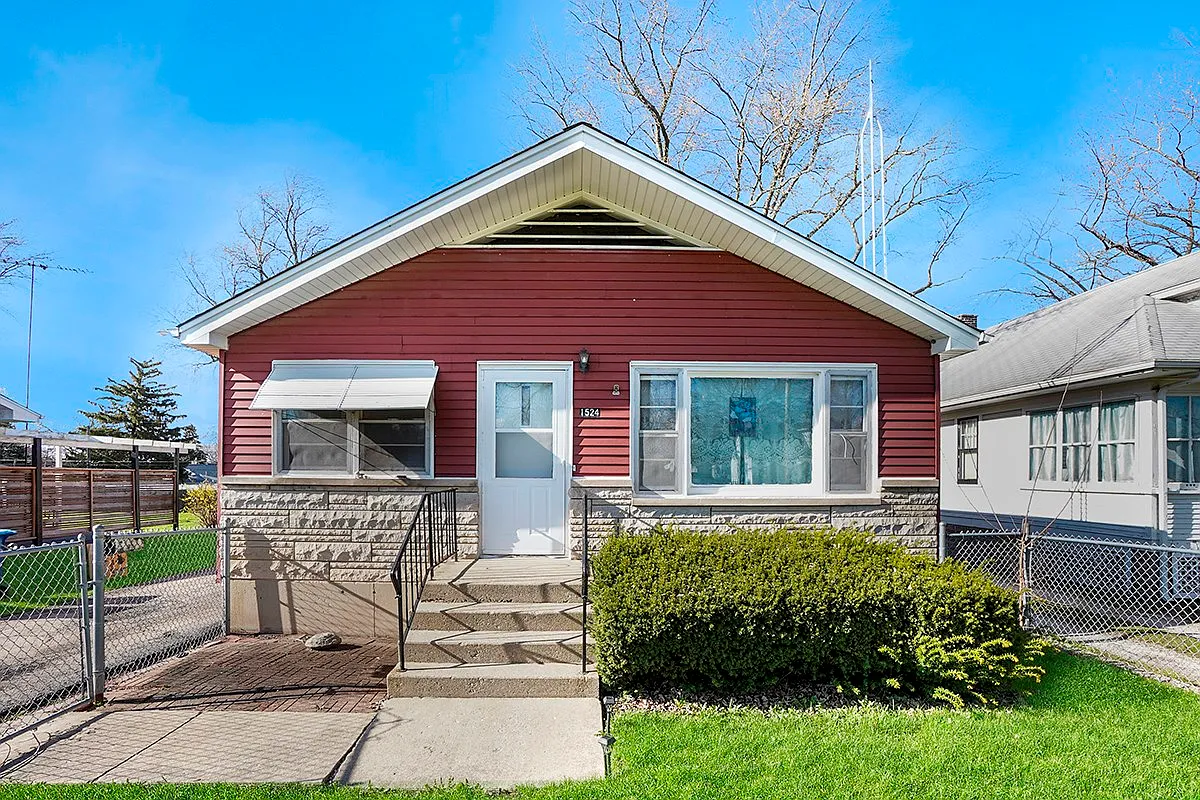 1524 Liberty St photo 1