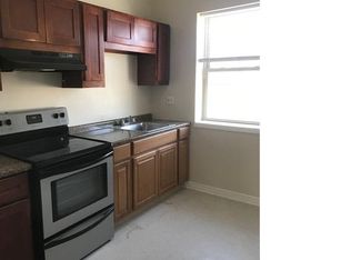 169 N Leclaire Ave APT 301, Chicago, IL 60644