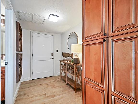 4th image of 1700 Benjamin Franklin Dr APT 2F