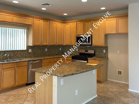 4th image of 3351 W Lucia Dr