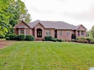 17425 Mooresville Rd, Athens, AL 35613