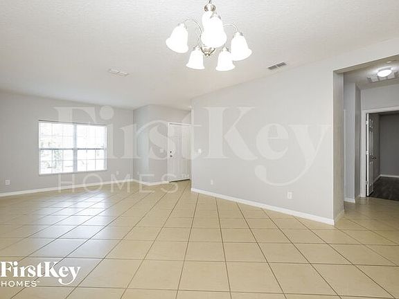 5th image of 4724 Rockvale Dr