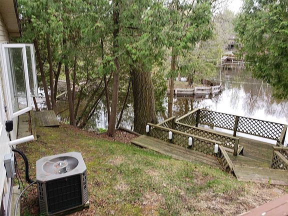 2nd image of 184 Riverbank Dr