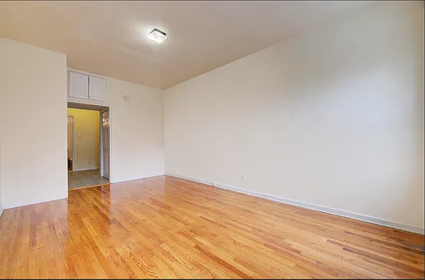 Rented by REAL New York | media 5