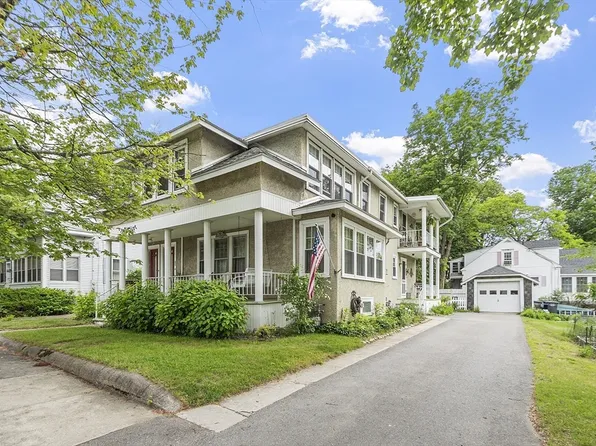 30-32 Carter St, Leominster, MA 01453