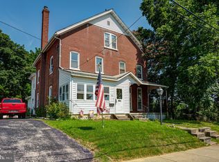 955 Church St, Royersford, PA 19468