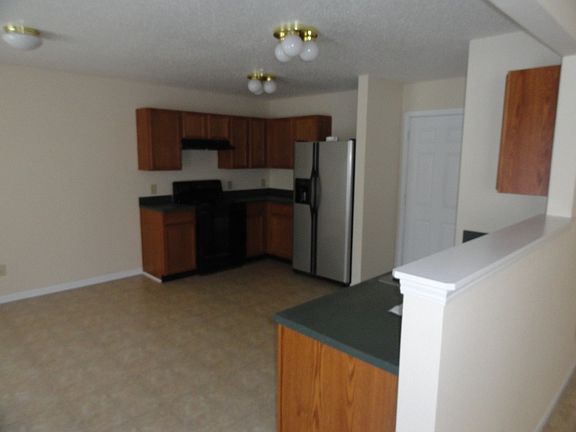 4th image of 11602 Presidio Dr