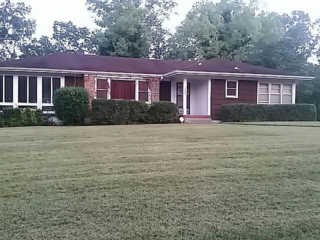 1st image of 3832 Agawela Dr