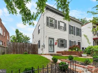 1420 V St SE, Washington, DC 20020
