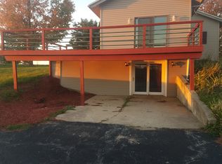 6981 County Road D, South Wayne, WI 53587