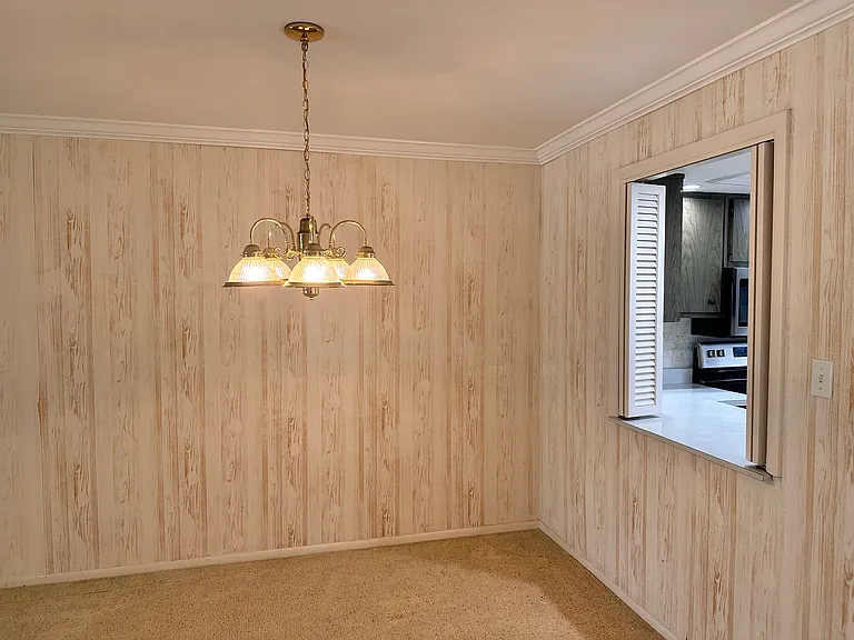 300 Valley Stream Dr #11A — Photo 6