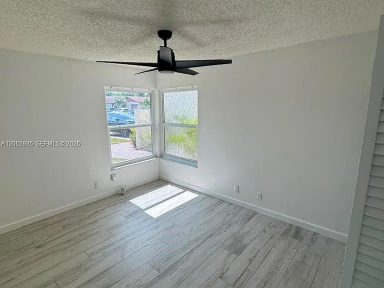 222 NW 41st Ave — Photo 26
