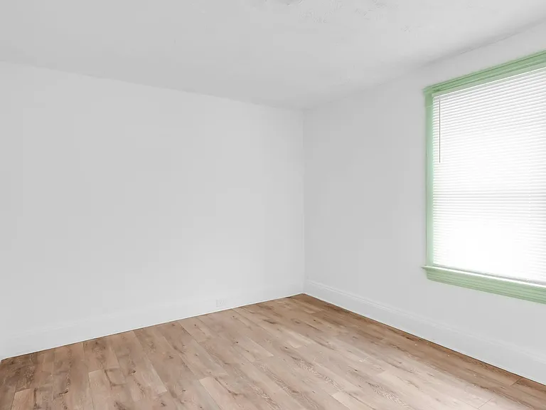 509 E 143rd St #B — Photo 11