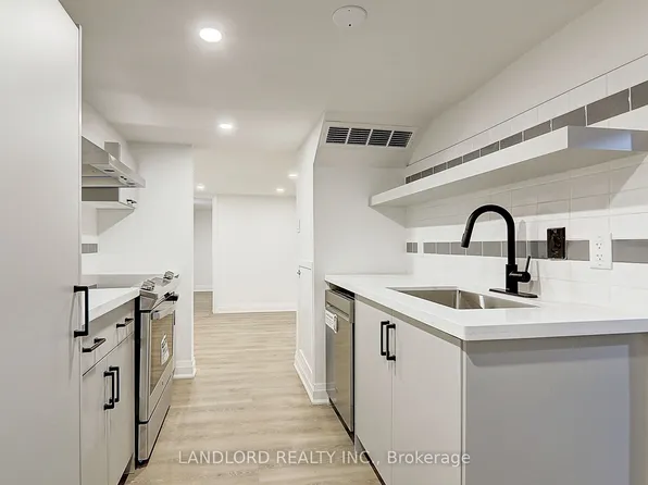 130 Lambton Ave, Toronto, ON M6N 2S9