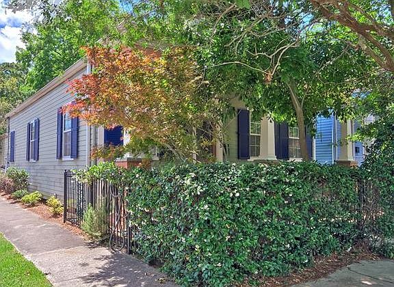 4th image of 2039 Burdette St