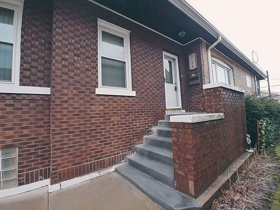 2nd image of 5128 W Waveland Ave