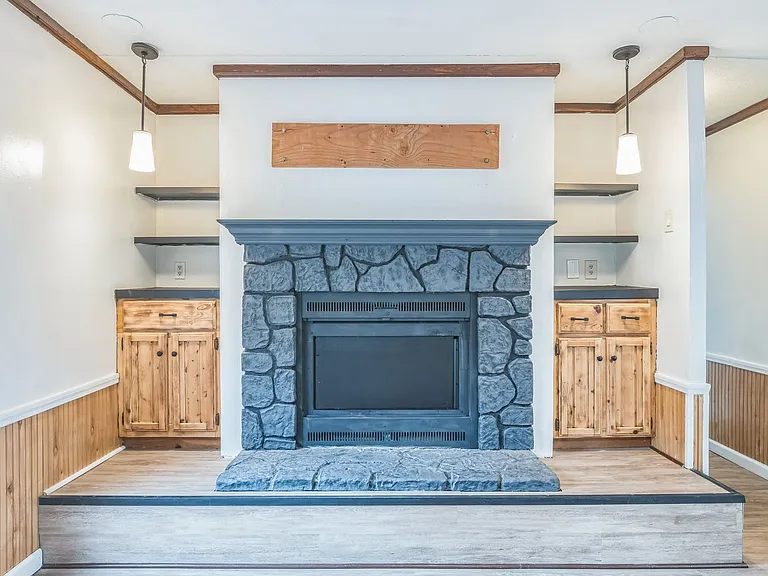 7601 Magnolia Dr — Photo 8