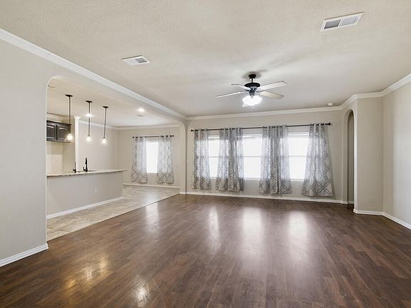 5th image of 5613 Rodeo St