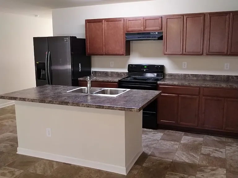 406 Erin Ct — Photo 6