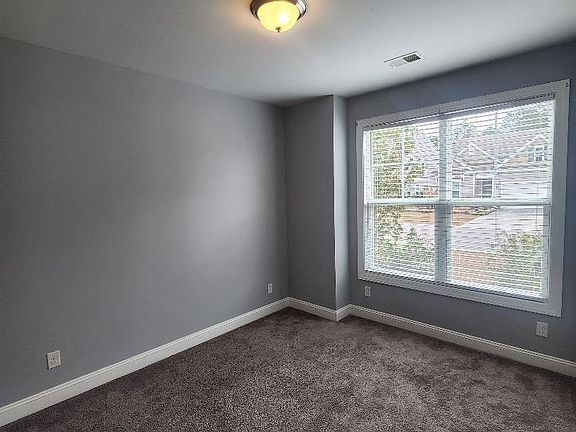 4th image of 2825 Scarecrow Way