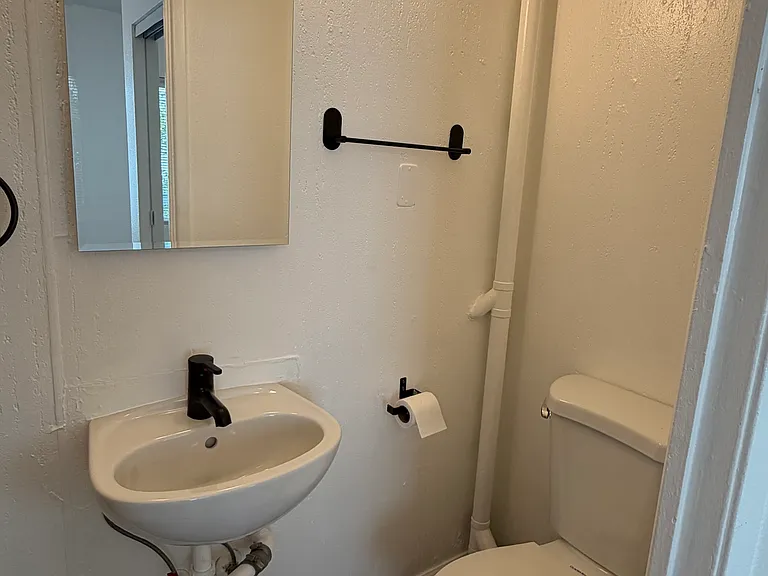 7614 Pacific Ave #C — Photo 8