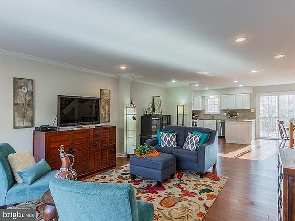 2nd image of 11826 Critton Cir