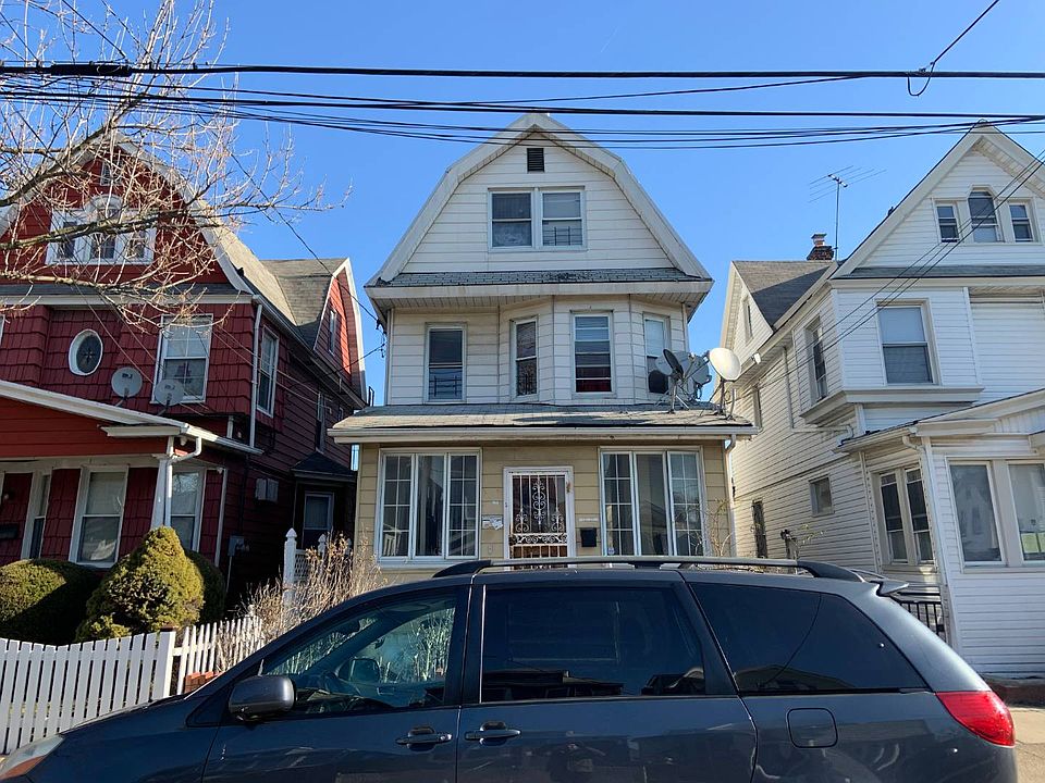 1st image of 10157 113th St