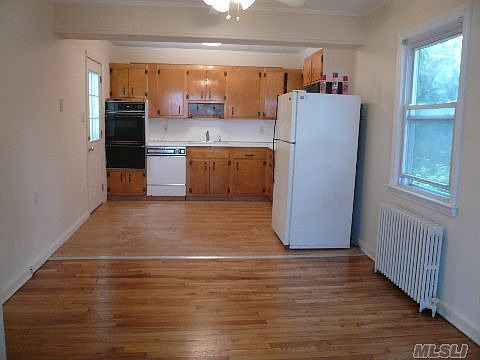 5th image of 690 Wyckoff Ave