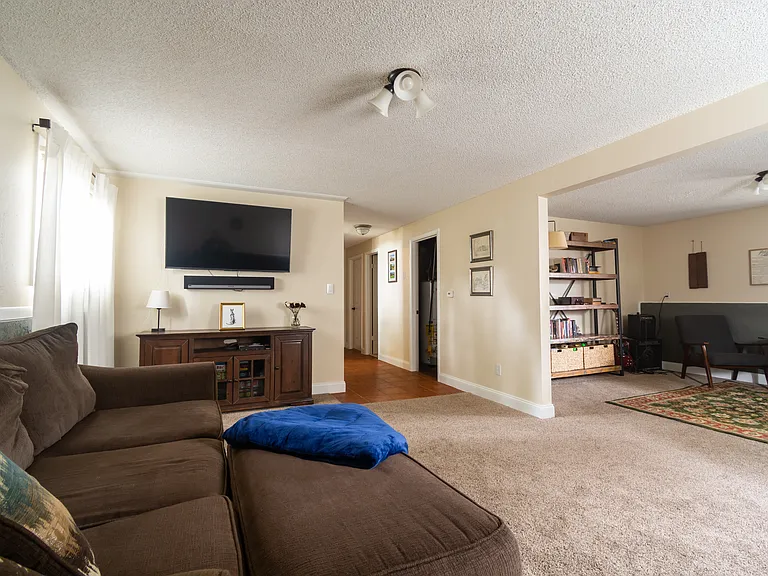 2933 Nevermind Ln — Photo 26