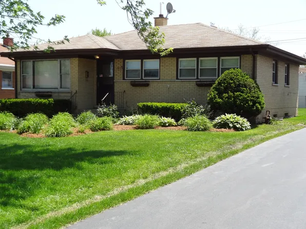 146 W 29th St, South Chicago Heights, IL 60411