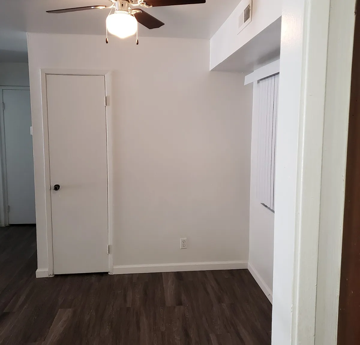 Parkway Townhomes — Photo 2