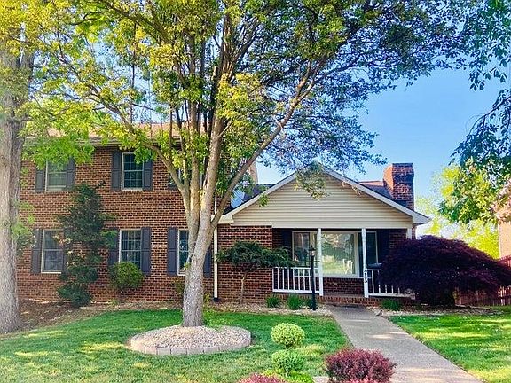 2nd image of 255 Emerald Dr