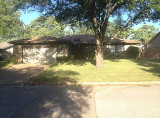 1667 Watson Rd, Fort Worth, TX 76103