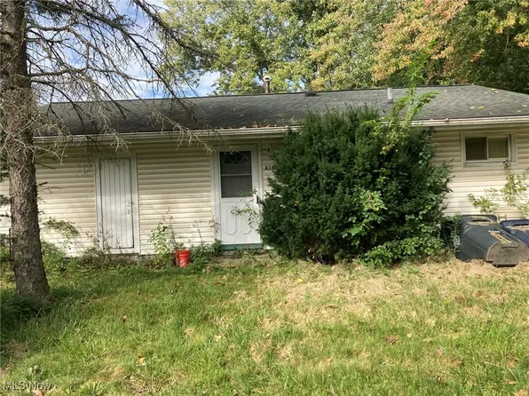 836 Dawson Rd, Akron, OH 44320