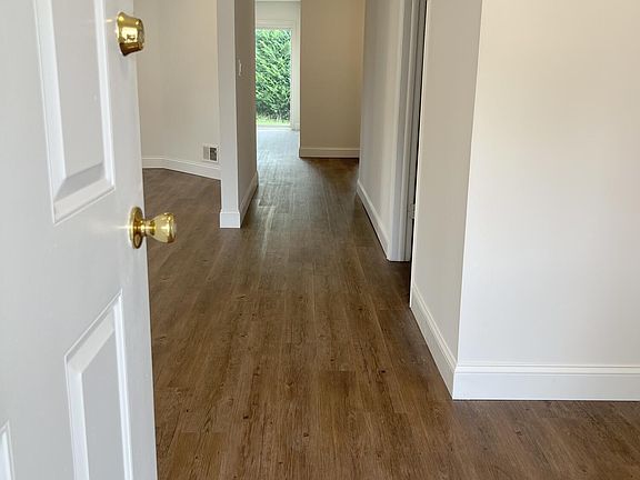 3rd image of 182 A S Everest Drive