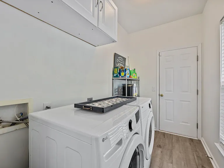 1317 Shimmer Light Cir — Photo 5