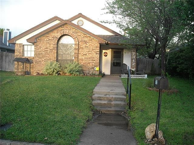 1st image of 7312 Blackthorn Dr