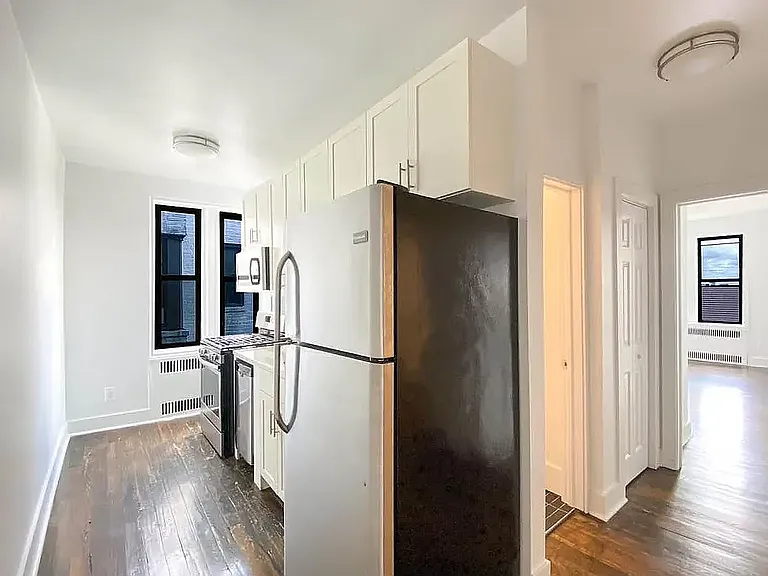 283 Albany Ave #5E — Photo 4