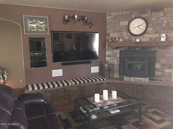 3rd image of 3855 E Garden Ln